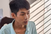 Dùng súng cao su bắn vỡ kính 6 ô tô, trộm giấy tờ rồi tống tiền