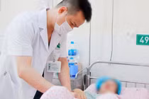 Phòng khám đa khoa Tân Bình bị xử phạt 