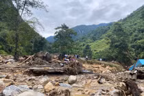 Lũ quét, sạt lở ở Lào Cai: Hơn 300 người đang tìm kiếm người mất tích