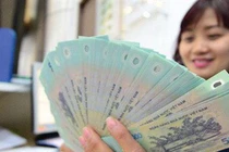 Từ 1/7, 9 nhóm đối tượng được tăng lương cơ sở 1,8 triệu đồng/tháng