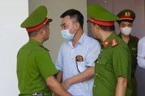 Cựu Phó Giám đốc CA môi giới hối lộ 2,65 triệu USD: “Vì thương người…”