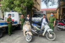 Hải Dương: Bắt hai đối tượng cướp xe máy, chống trả tổ công tác 151