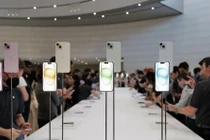 iPhone 15 trình làng: Giá hàng “chợ đen” với chính hãng?