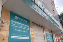 Phòng khám đa khoa Thiện Hòa "cửa đóng then cài" sau khi bị đình chỉ