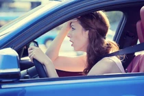 6 lỗi phụ nữ thường mắc khi lái ô tô dễ gây tai nạn