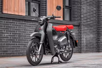 Cận cảnh chiếc xe số có giá cao hơn xe SH