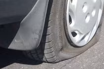 6 lưu ý phòng tránh nổ lốp ô tô khi thời tiết nắng nóng