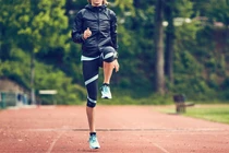 Phát triển bộ áo siêu nhẹ giúp con người chạy nhanh hơn