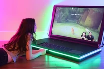 Chiếc laptop lớn nhất thế giới với màn hình 43 inch