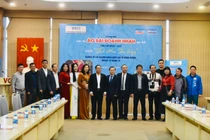 Cuộc thi Áo dài doanh nhân qua ảnh lần thứ Nhất: Tinh hoa tỏa sáng