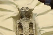 Thực hư xác "người ngoài hành tinh" 1800 năm tuổi