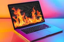 Mẹo làm mát MacBook hiệu quả trong mùa hè