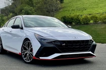 Ngắm trước Hyundai Elantra 2023, nhiều khách mua bản cũ tiếc nuối