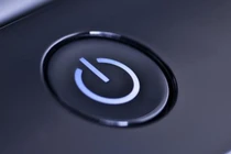 Lý do bạn nên tắt máy tính mỗi đêm?