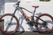 Xe đạp điện địa hình có giá hơn 200 triệu đồng