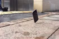 Cần làm gì khi iPhone bị rơi?