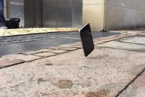 Cần làm gì khi iPhone bị rơi?