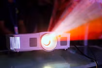 5 tiêu chí lựa chọn máy chiếu mini