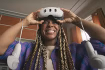 Meta trình làng tai nghe thực tế ảo Quest 3, giá bao nhiêu?