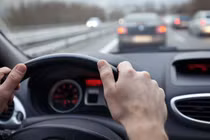 Chạy xe ở tốc độ nào để tiết kiệm xăng nhất?