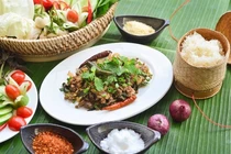 Các nước Châu Á ăn món truyền thống gì ngày tết?