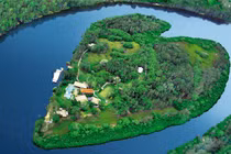 8 hòn đảo có hình trái tim ấn tượng trên thế giới