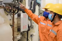 Tăng cường chỉ đạo các giải pháp đảm bảo điện mùa nắng nóng