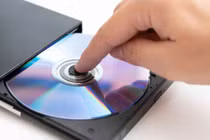 Cách kéo dài tuổi thọ đĩa CD và DVD