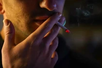 Người đàn ông mắc 3 bệnh ung thư nguy hiểm nhất chỉ vì thói quen này