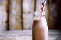 Loại đồ uống phổ biến nhiều đường hơn trà sữa, cần cảnh giác