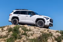 Chi tiết Toyota Sequoia 2024 - SUV full-size hơn 7 tỷ tại Việt Nam