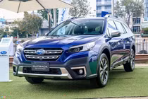 Subaru Outback tại Việt Nam giảm giá "siêu khủng" hơn 500 triệu đồng
