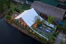 Quán cà phê đẹp “nghiêng ngả” ở thành Vinh được báo Mỹ nức nở khen