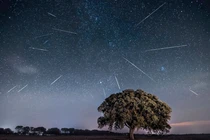 Top hiện tượng thiên văn kỳ thú bùng nổ trên bầu trời 2023