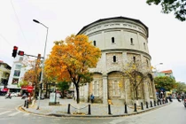 Loạt công trình kiến trúc cổ Hà Nội được “thay áo mới“