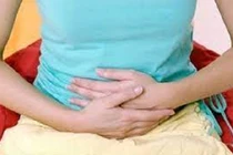 Hy hữu: Người phụ nữ 40 tuổi đi ngoài ra sán 1,5m