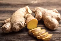 Ăn gừng cần gọt vỏ hay không?