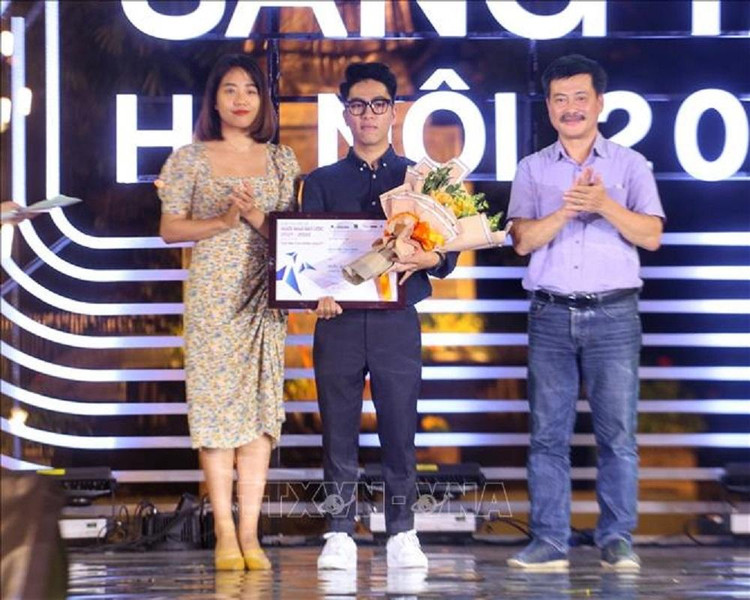 Giải ba cuộc thi “Thiết kế ngôi nhà mơ ước 2021-2022” thuộc về tác giả Nguyễn Thái Sơn. Ảnh: Tuấn Đức TTXVN.