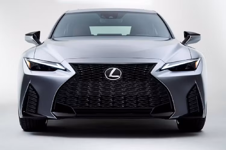 Lexus IS 2021 chính thức lộ diện
