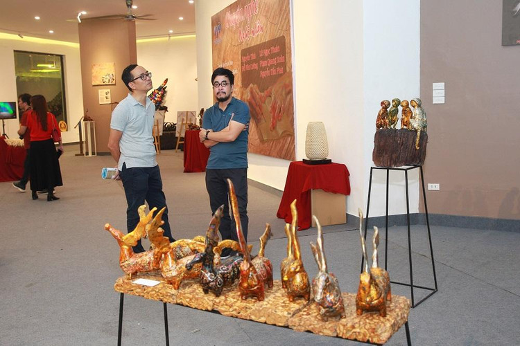 Khu vực trưng bày Chuyện nghề nghệ nhân.