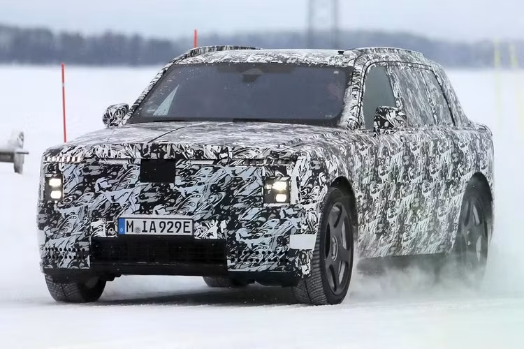 rolls-royce-cullinan-ev-testing-5.jpg