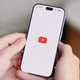 YouTube thử tìm kiếm bằng AI, nhà sáng tạo lo mất view