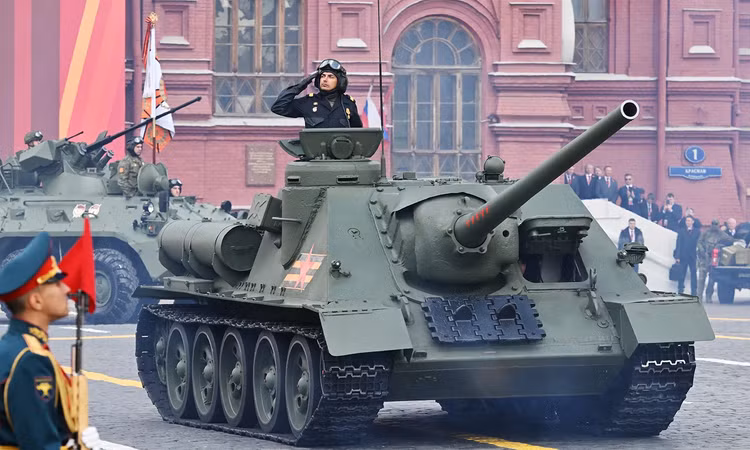 Toan canh le duyet binh ky niem 80 nam Ngay Chien thang tai Nga-Hinh-13