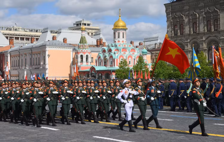 Toan canh le duyet binh ky niem 80 nam Ngay Chien thang tai Nga-Hinh-8