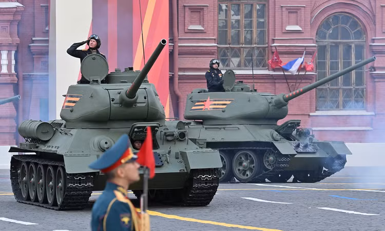 Toan canh le duyet binh ky niem 80 nam Ngay Chien thang tai Nga-Hinh-12