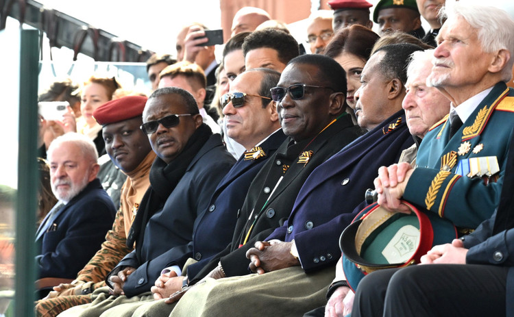 Toan canh le duyet binh ky niem 80 nam Ngay Chien thang tai Nga-Hinh-5