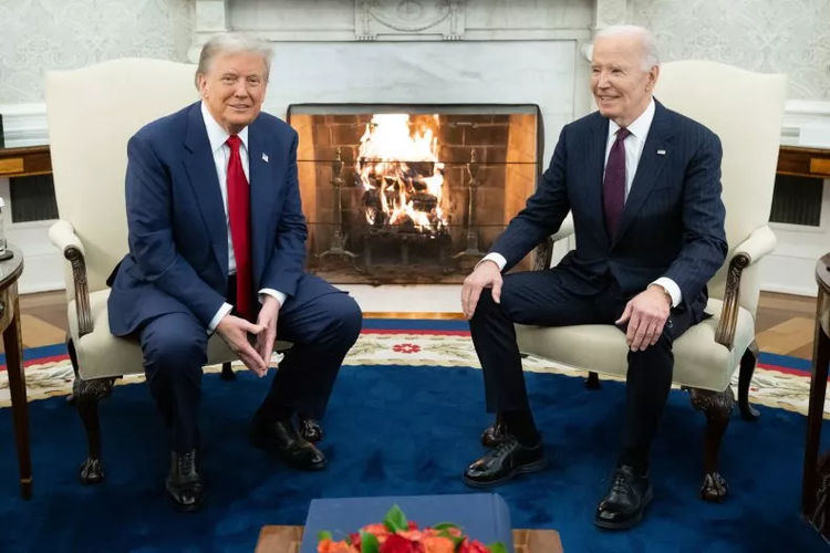 Chuyên gia giải mã ngôn ngữ cơ thể trong cuộc gặp ông Trump-Biden - Hình 2 Chuyen gia giai ma ngon ngu co the trong cuoc gap ong Trump-Biden-Hinh-2