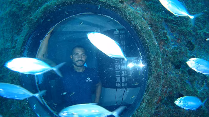 Lap ky luc o trong nha duoi nuoc lau nhat the gioi-Hinh-2