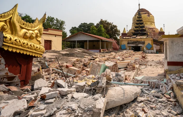 Dong dat o Myanmar: So nguoi chet tiep tuc tang, them du chan moi
