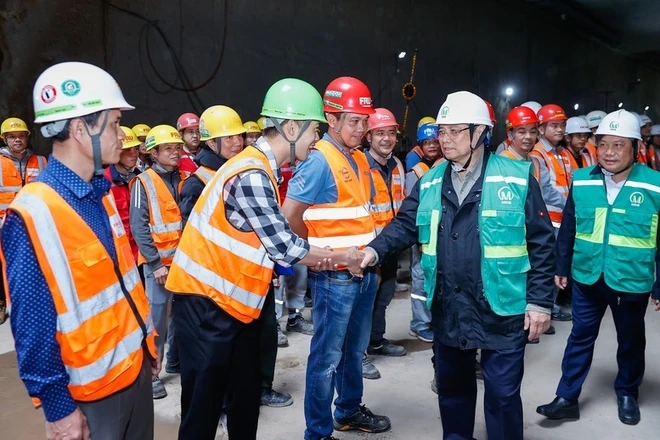 Thủ tướng yêu cầu đẩy nhanh tốc độ triển khai đường sắt đô thị